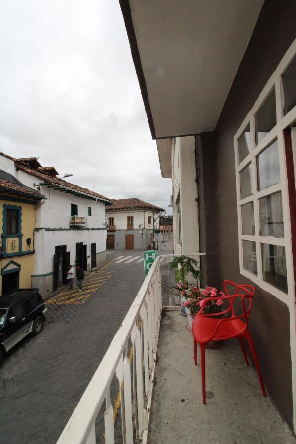 La Casa Cuencana Acomodação com café da manhã Exterior foto